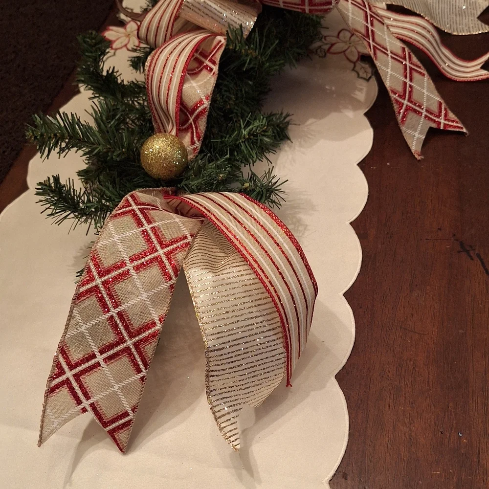 Festive Holiday Swag